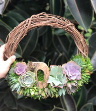 Load image into Gallery viewer, 12" Letter Wreath (customizable)