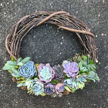 Load image into Gallery viewer, 14" Succulent Wreath