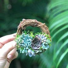 Load image into Gallery viewer, 3" Succulent Wreath Ornament