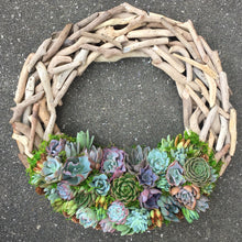Load image into Gallery viewer, Driftwood Succulent Wreath
